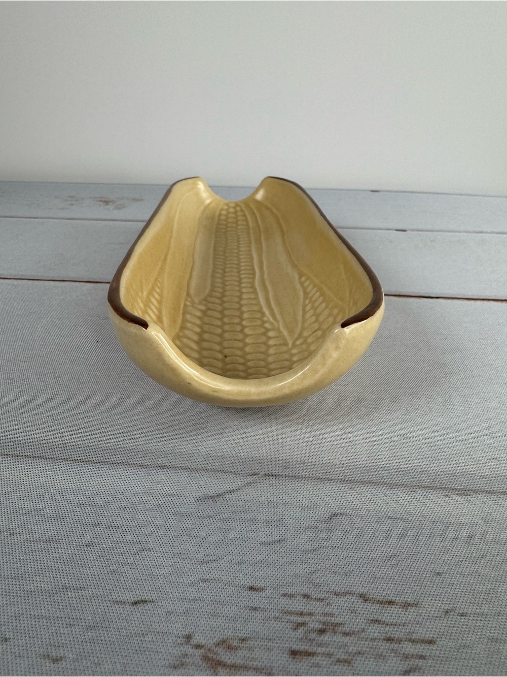 Vintage Pfaltzgraff Village Corn on the Cob Relish Dish #46 Cream Brown Trim - Picture 4 of 9